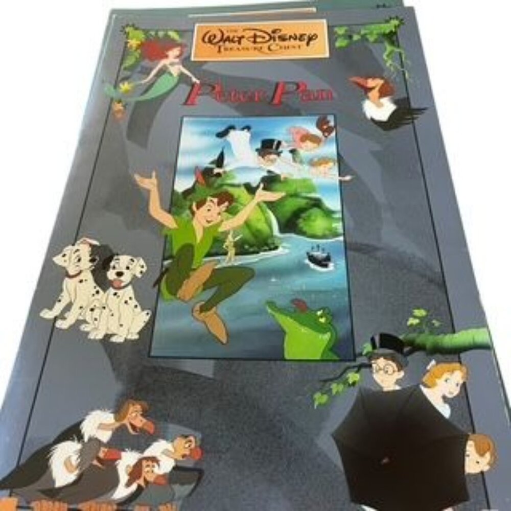 The Walt Disney Treasure Chest Oversized Picture Book Set - Picture 6 of 11